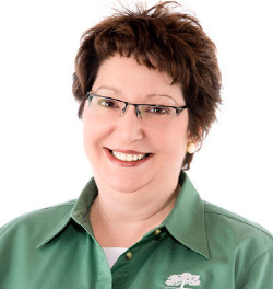 Portrait of Lori Lazar