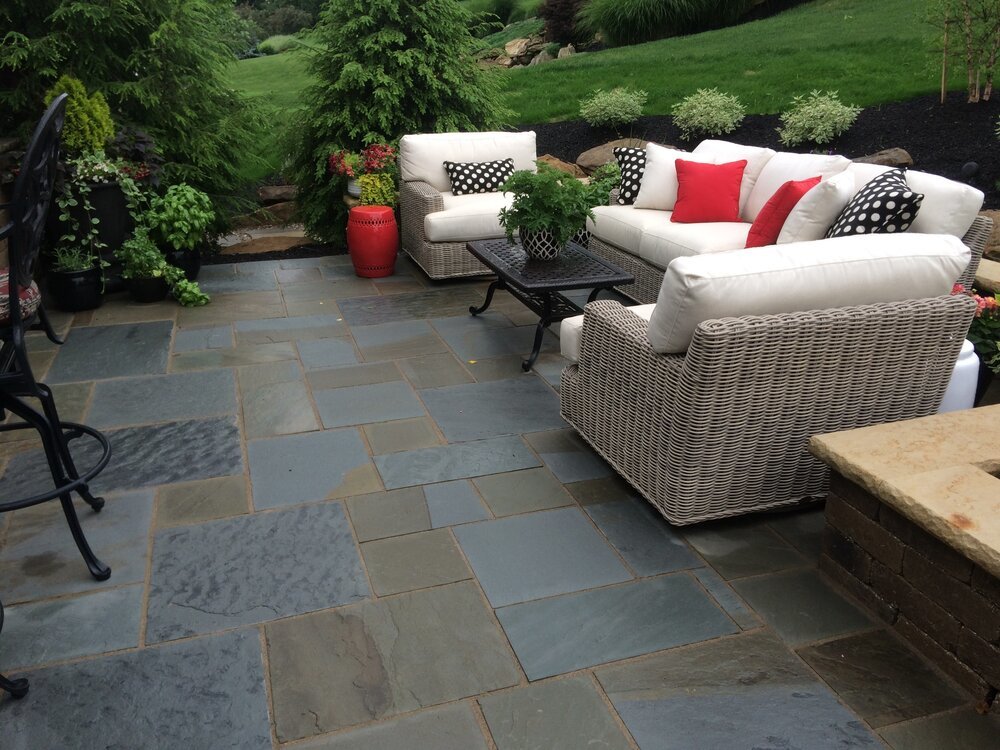 Paver Patio with Furniture
